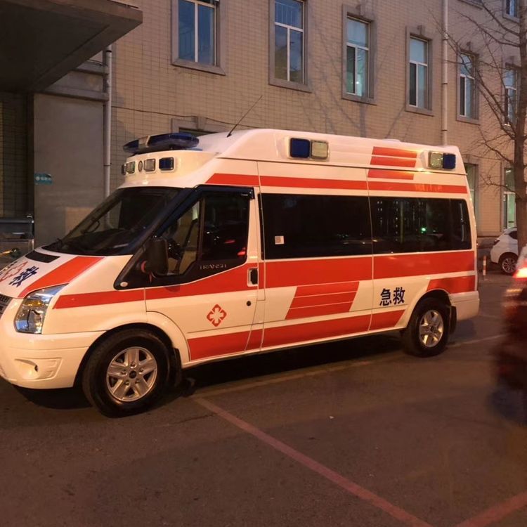 始兴夜间租赁救护车护送病人转院：安全转运的 8 大核心注意事项